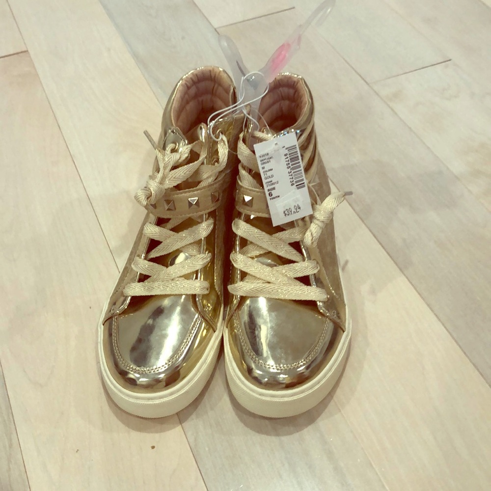 Children’s place high top sneakers